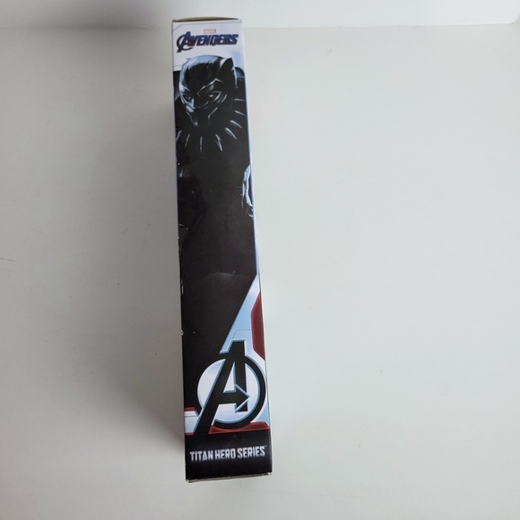 Hasbro Marvel Avengers Titan Hero Series Black Panther - Picture 3 of 6